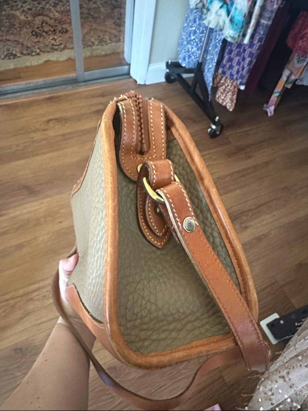 Vintage Dooney & Bourke Pebble Leather Crossbody Bag in Taupe & Brown - Picture 5 of 7